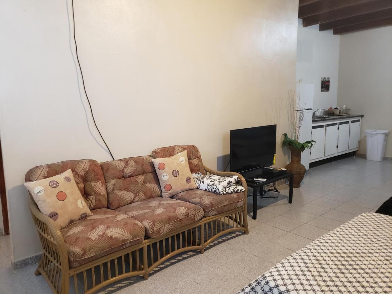 Jardin Del Mar Guesthouse Hatillo Kültér fotó